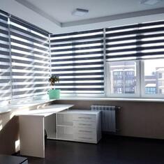 Горизонтальные жалюзи для школы цена. Купить в «Мастерская Жалюзи»